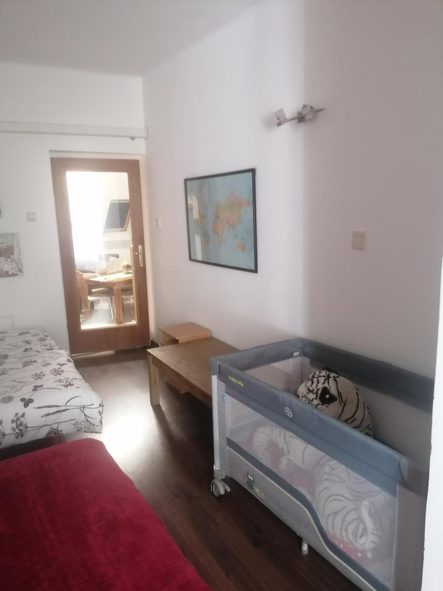 Ujkapu Sunshine Apartments 杰尔 外观 照片