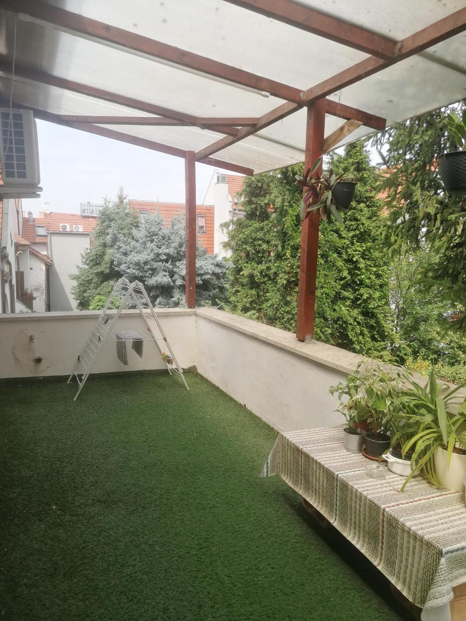 Ujkapu Sunshine Apartments 杰尔 外观 照片